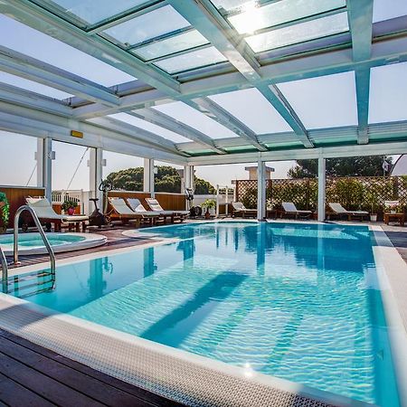 Aparthotel England Riccione Zewnętrze zdjęcie