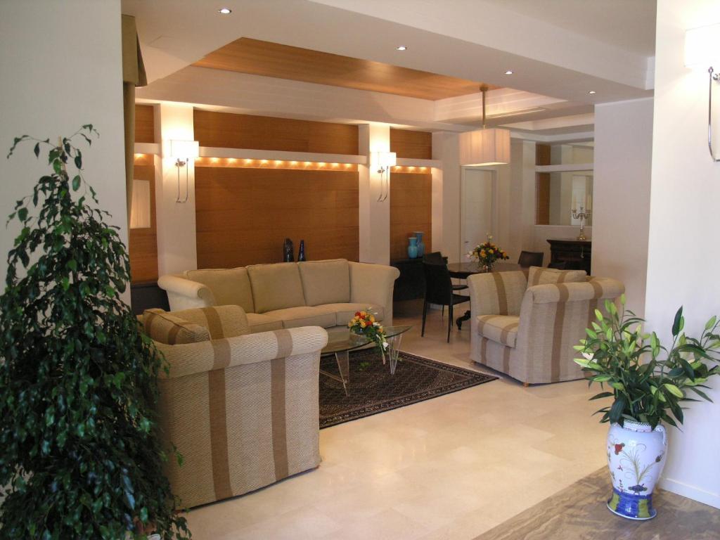 Aparthotel England Riccione Zewnętrze zdjęcie