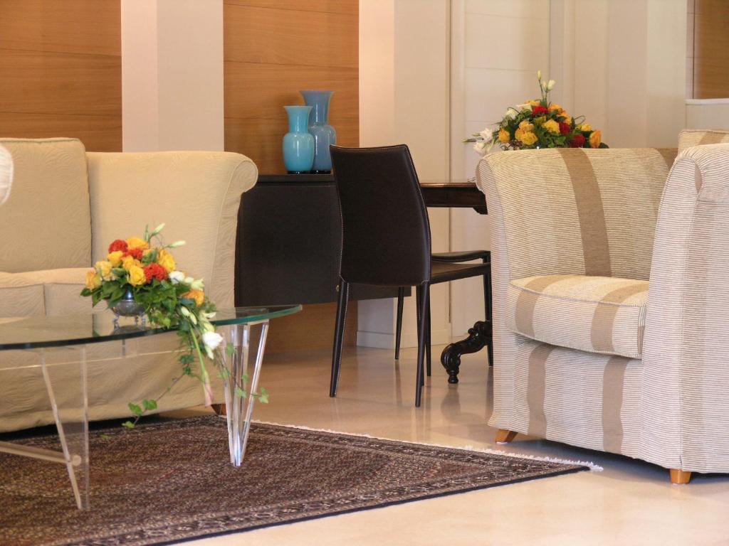 Aparthotel England Riccione Zewnętrze zdjęcie