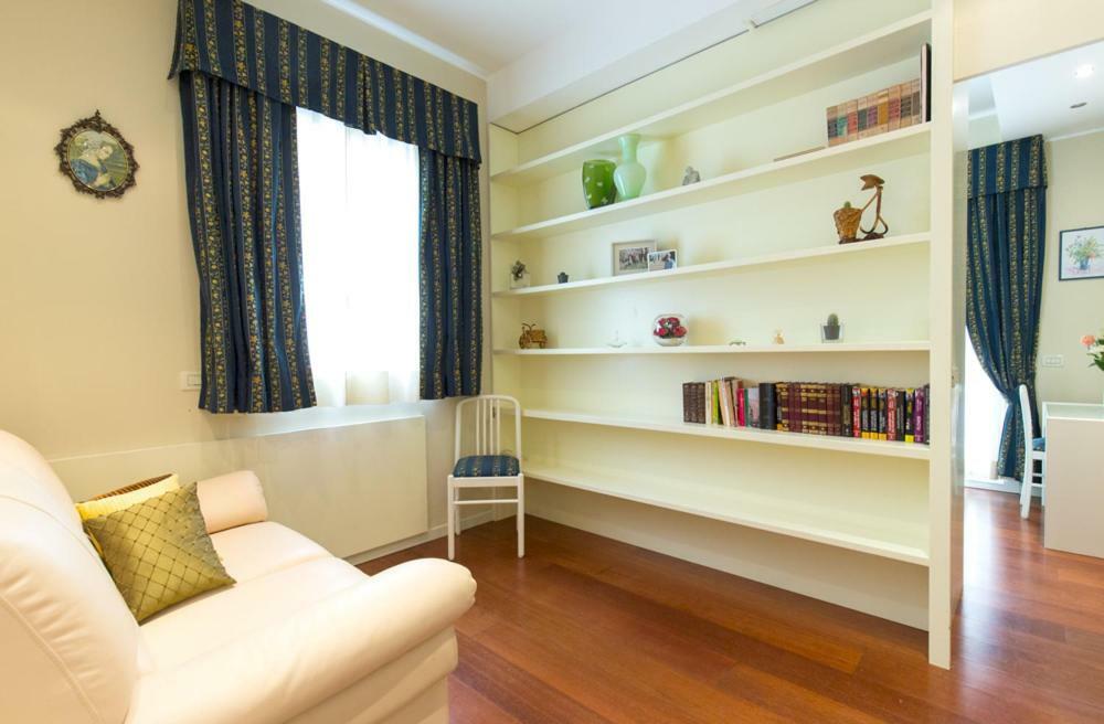 Aparthotel England Riccione Zewnętrze zdjęcie